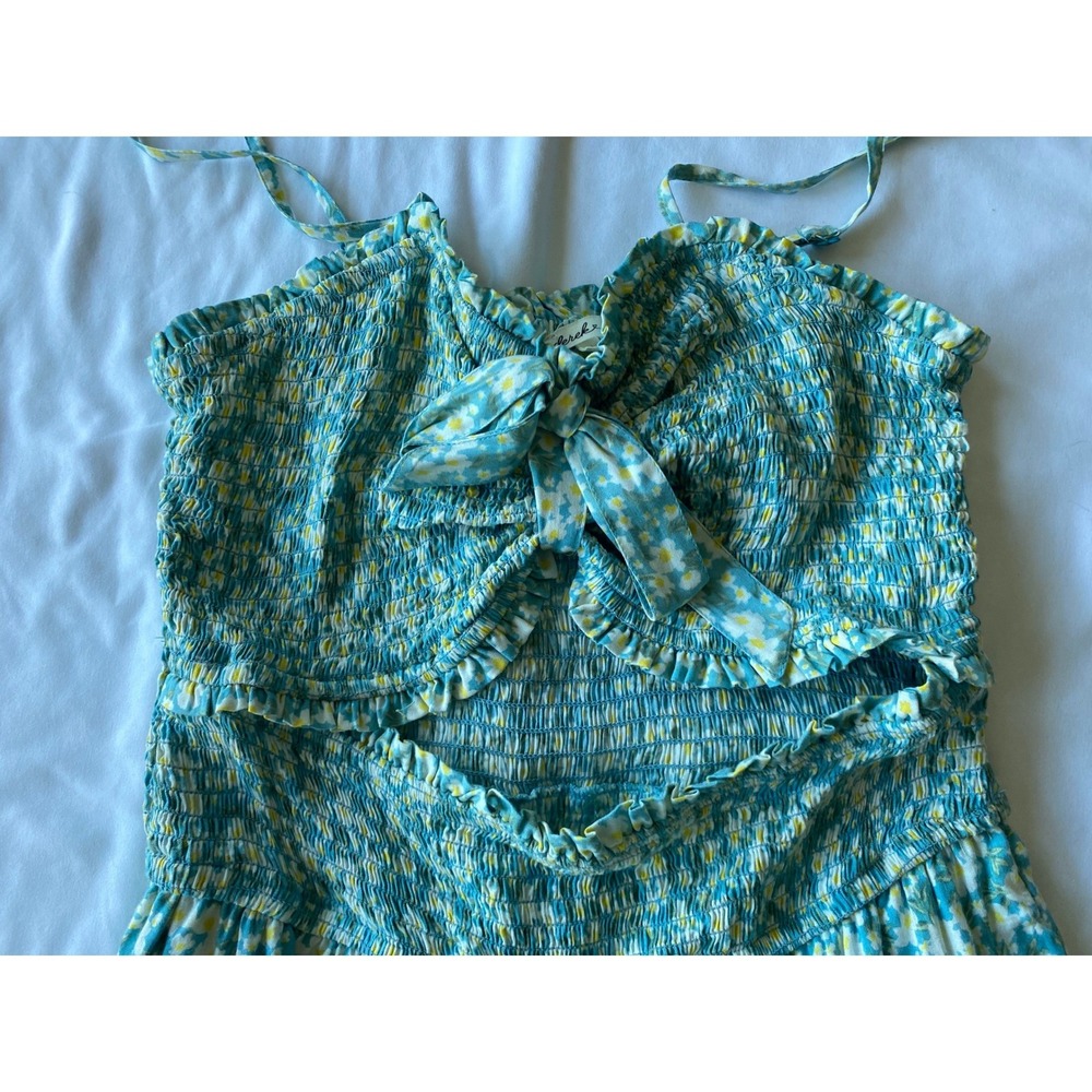 Derek Heart Women Floral Smocked Boho Romper Size L Blue Cottagecore Summer